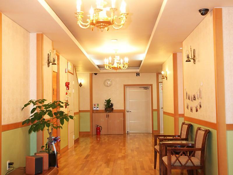 Hostel Lyndon Jeju Ngoại thất bức ảnh