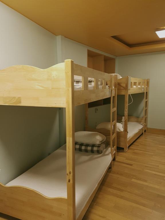 Hostel Lyndon Jeju Ngoại thất bức ảnh