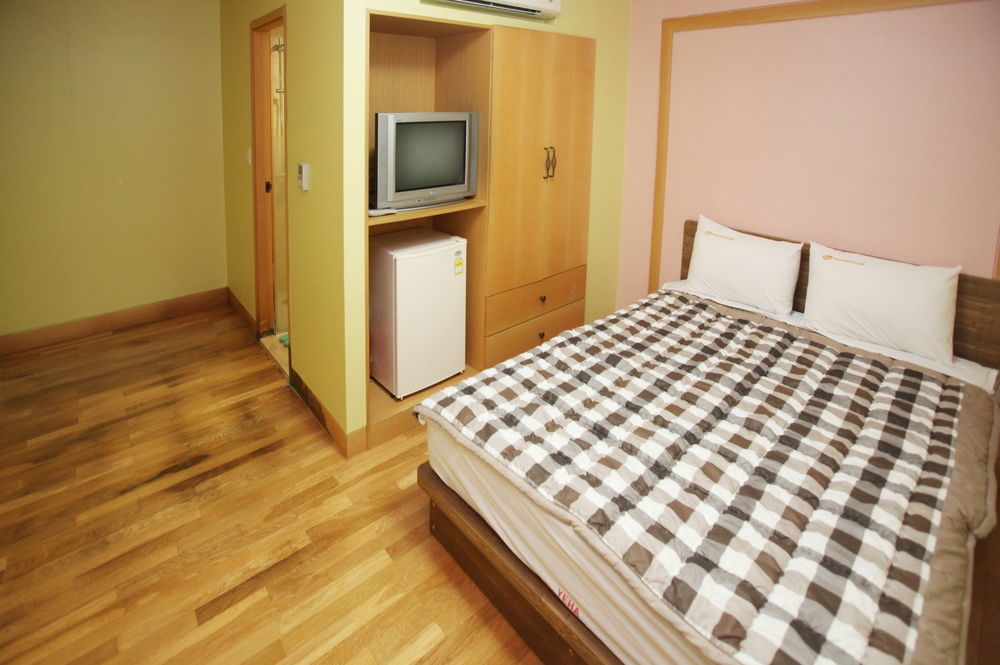 Hostel Lyndon Jeju Ngoại thất bức ảnh