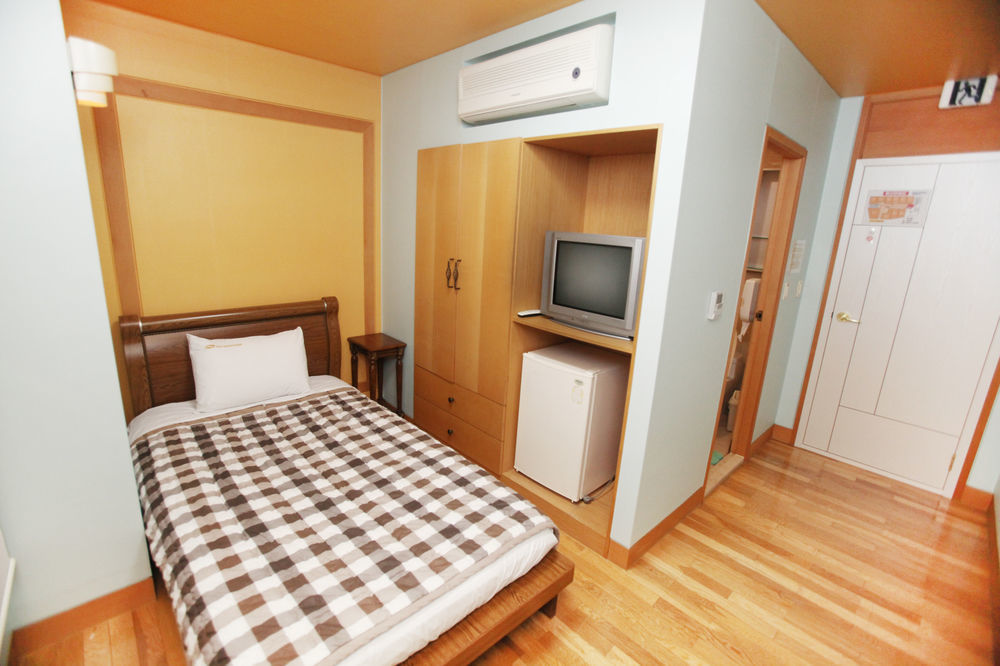Hostel Lyndon Jeju Ngoại thất bức ảnh