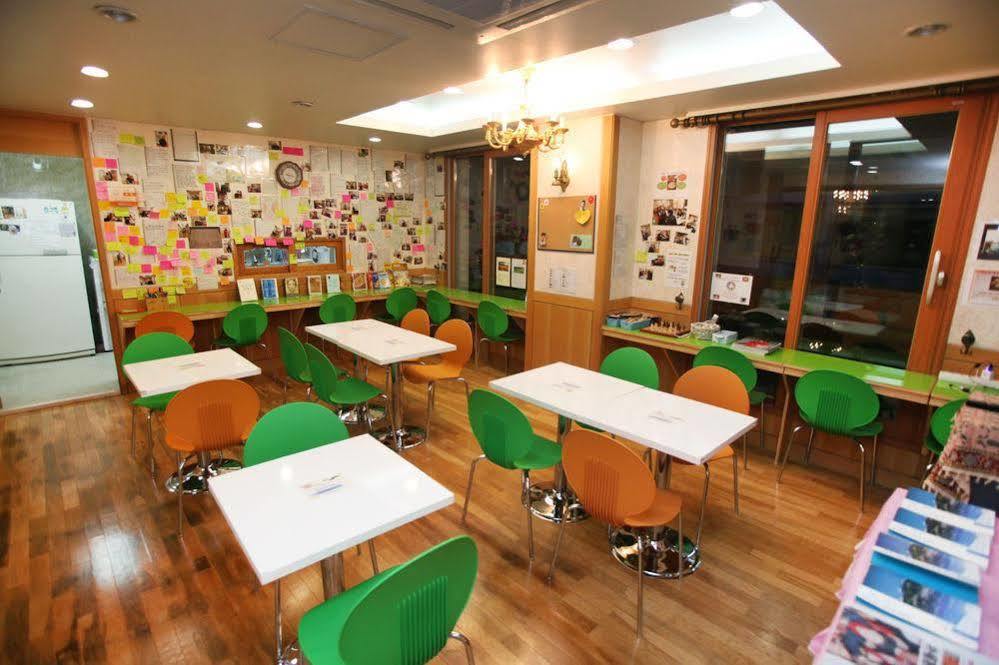 Hostel Lyndon Jeju Ngoại thất bức ảnh